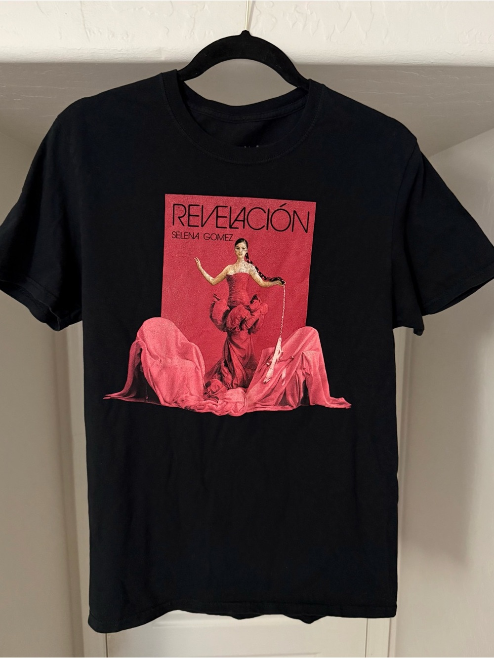 Selena Gomez REVELACIÓN Black Graphic Tee with Red Album Art - Size M